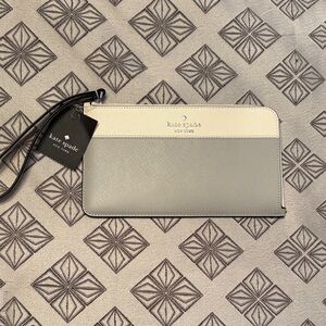 Kate Spade Two-Tone Gray and Cream Wristlet